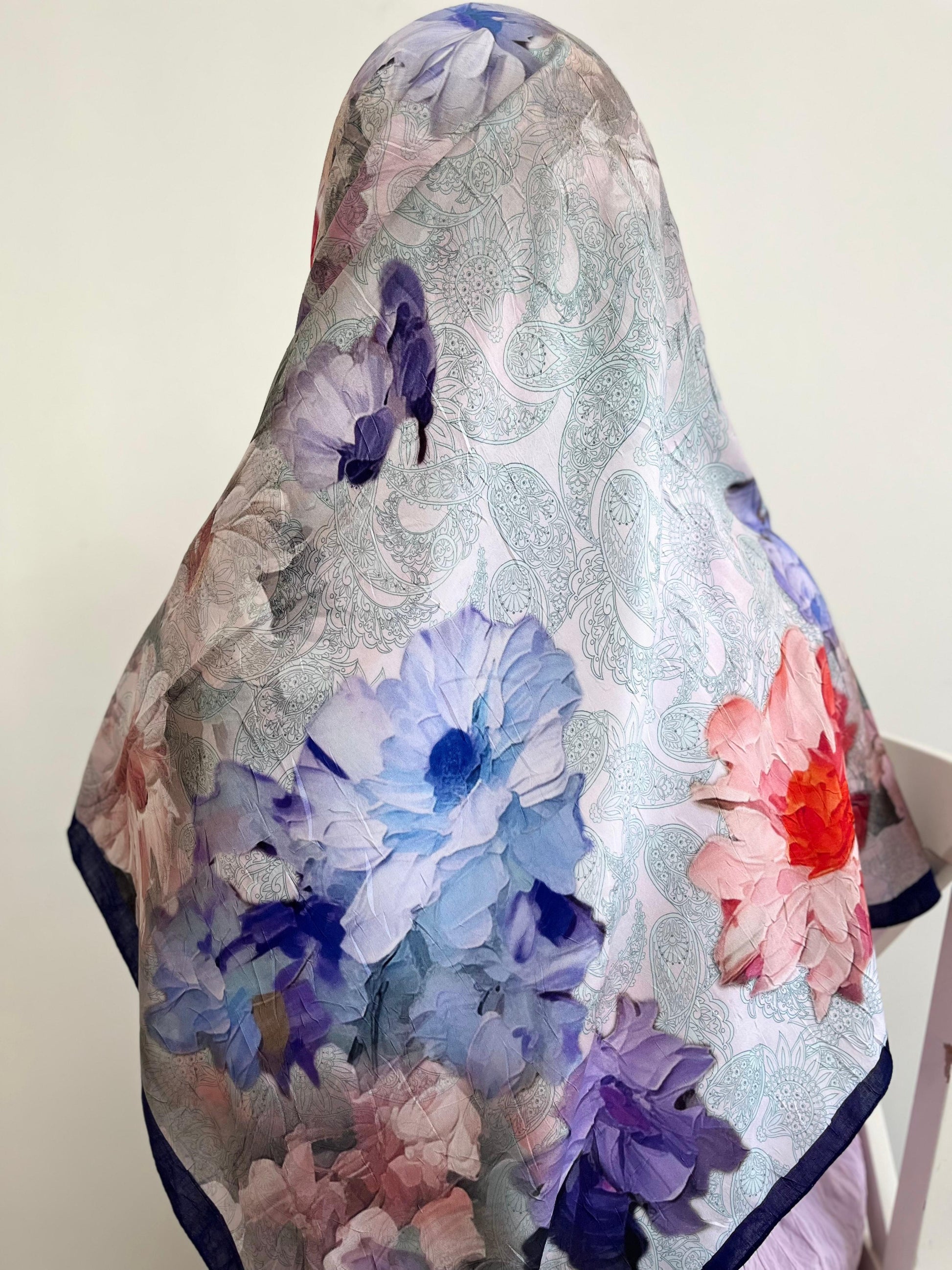 Flower Desen İpeksi Şal
