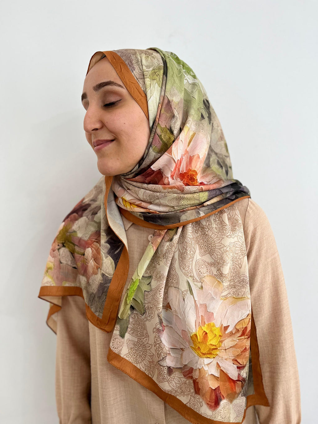 Flower Desen İpeksi Şal