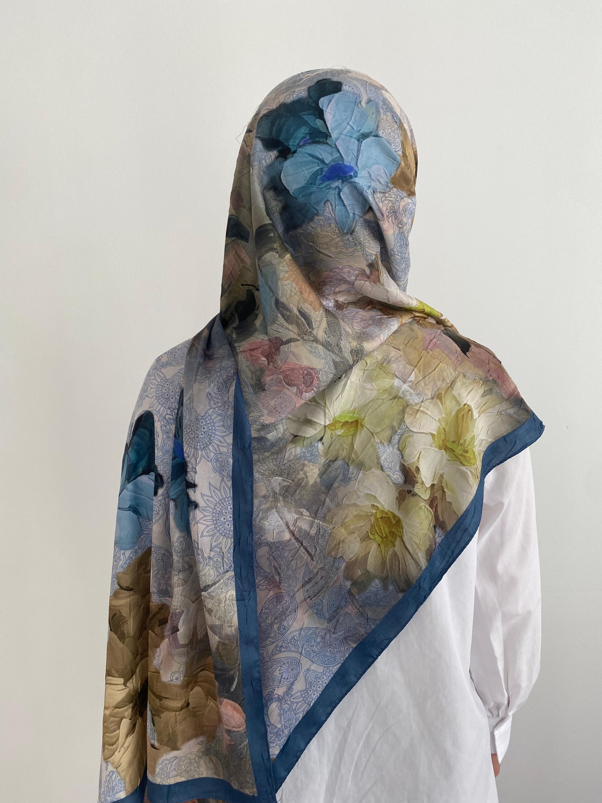 Flower Desen İpeksi Şal