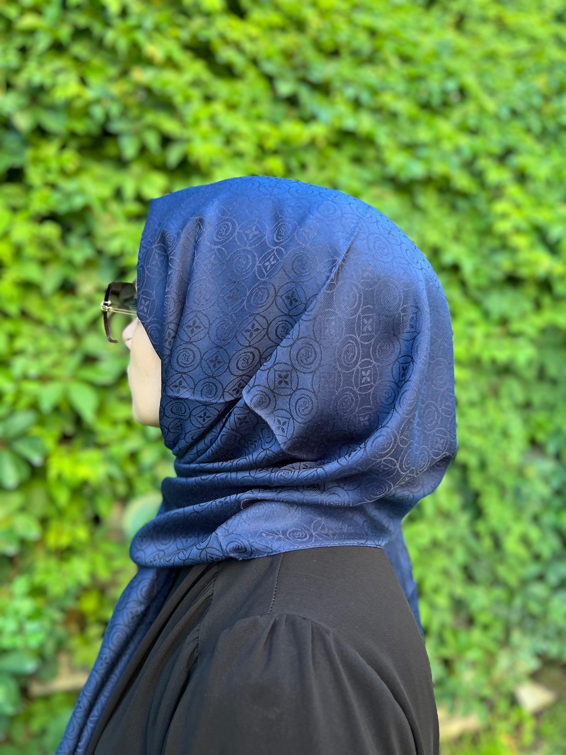 Oval Desen Viskon Şal Lacivert