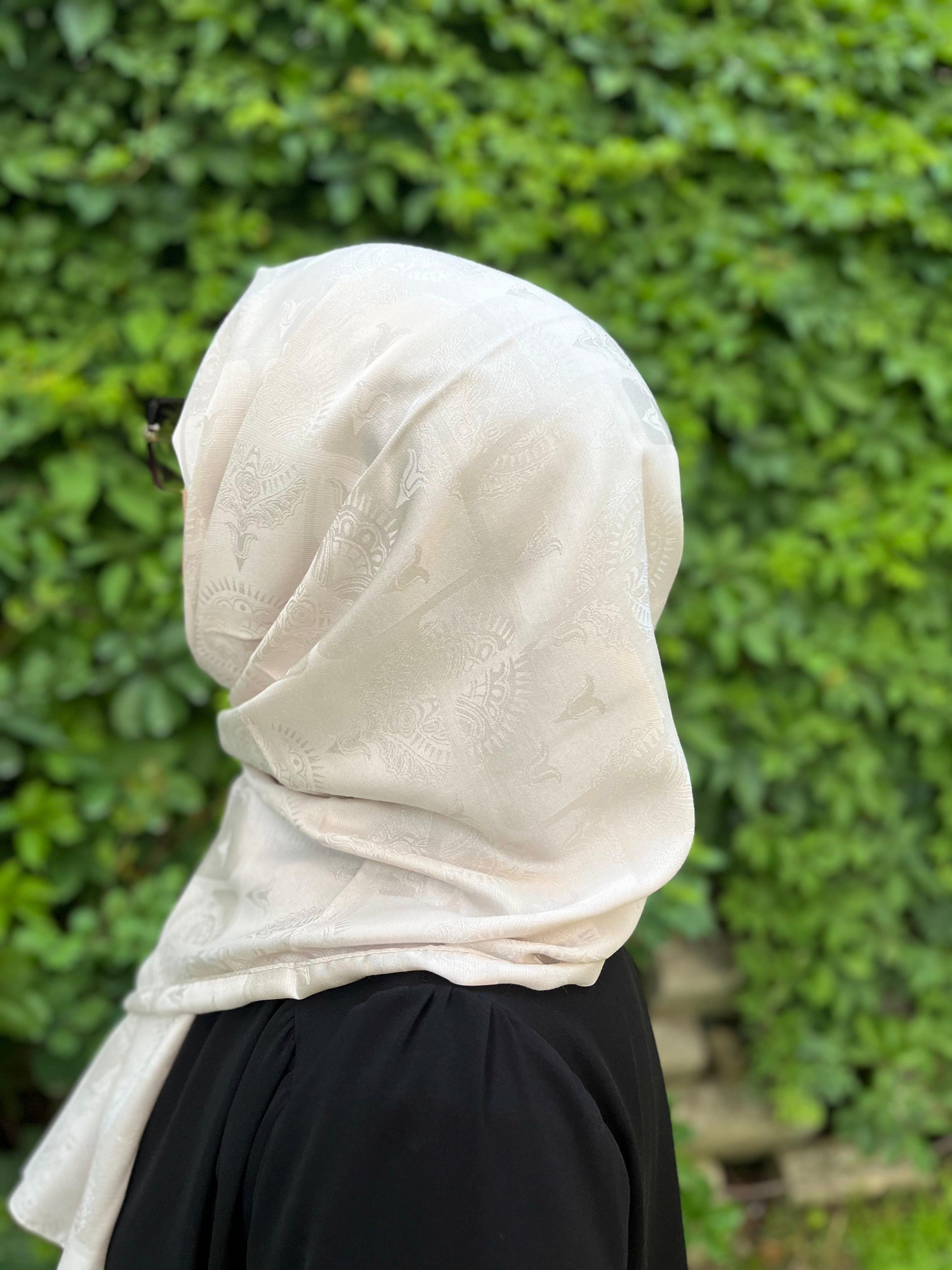 Rug Desen Viskon Şal Krem